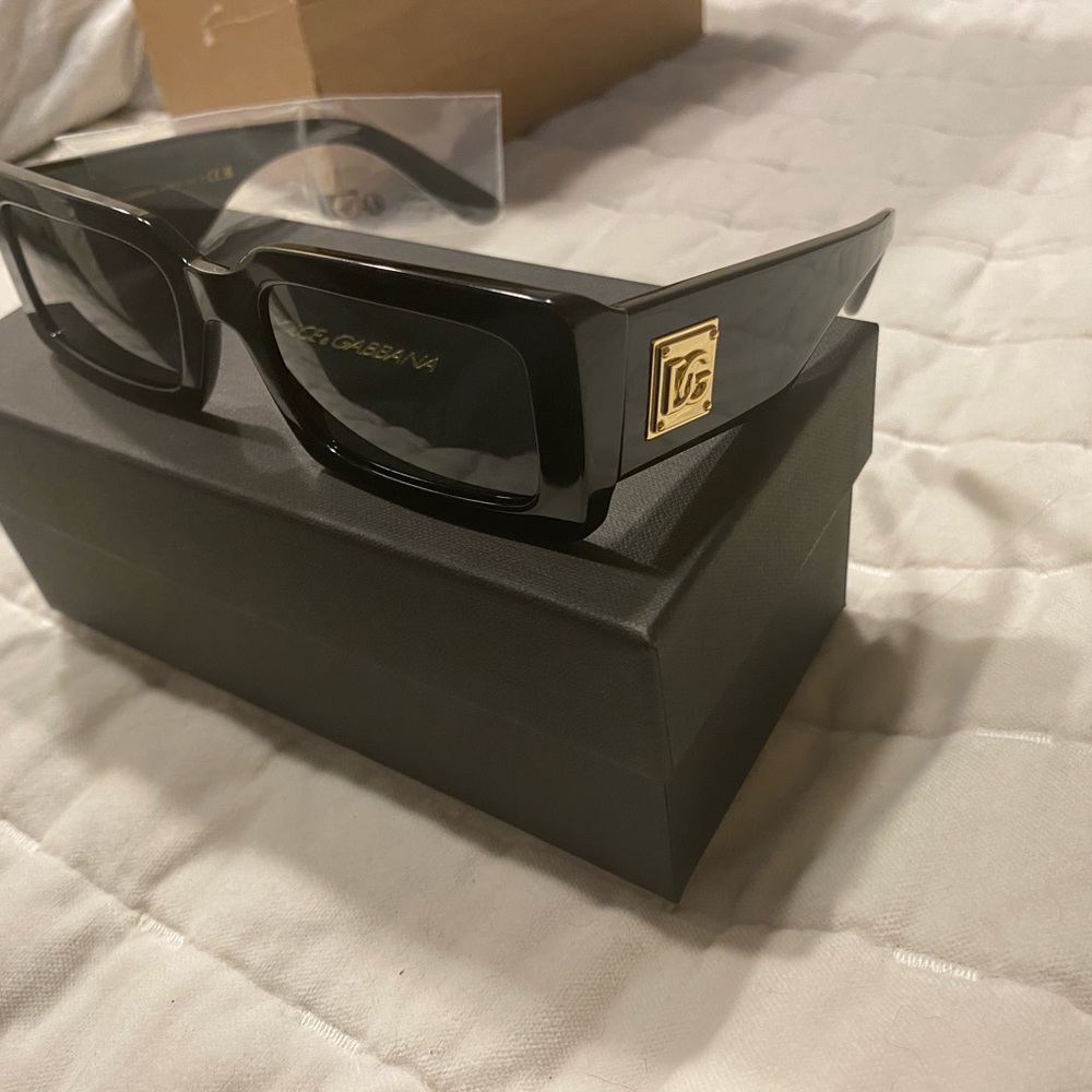 Dolce & Gabbana 2023 collection black sunglasses